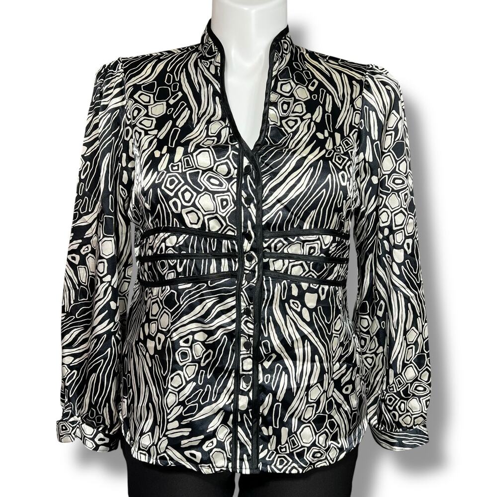 Nicola Womens Satin Blouse Top Button Down V Neck Abstract Print Black Ivory Lar